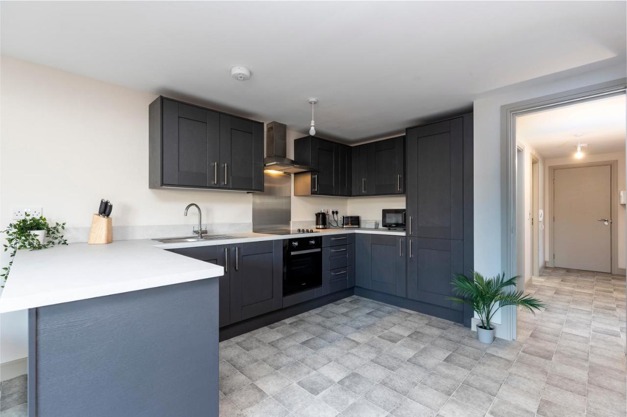 Avery House 2 - Two Bedroom With Outdoor Terrace By Bpne Darlington  Exterior photo